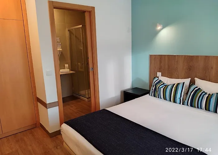 Consolacao Pedramar Atouguia da Baleia