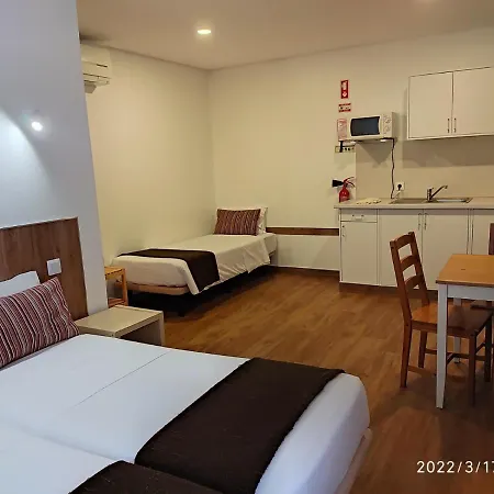 Casa de hóspedes Consolação Pedramar 4*