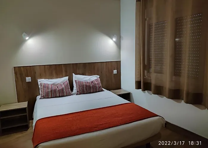 康锁拉考佩德拉马旅馆 4*