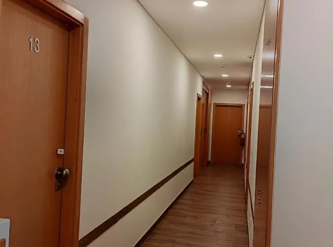 康锁拉考佩德拉马旅馆 4*